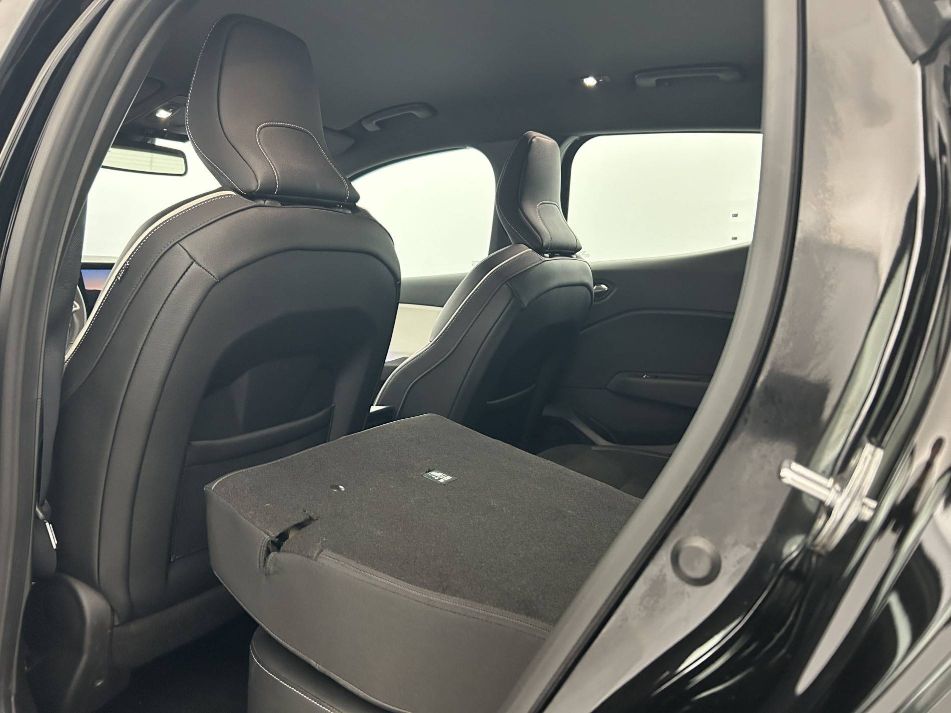 Vente en ligne Renault Clio 5 Clio E-Tech 140 au prix de 15 990 €