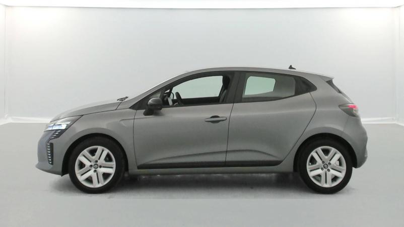 Vente en ligne Renault Clio 5 Clio Blue dCi 100 ch GSR2 au prix de 16 790 €