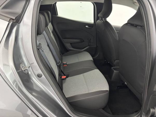 Vente en ligne Renault Clio 5 Clio Blue dCi 100 ch GSR2 au prix de 16 790 €
