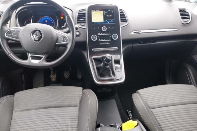 Vente en ligne Renault Scenic 4 Scenic Blue dCi 120 au prix de 16 990 €