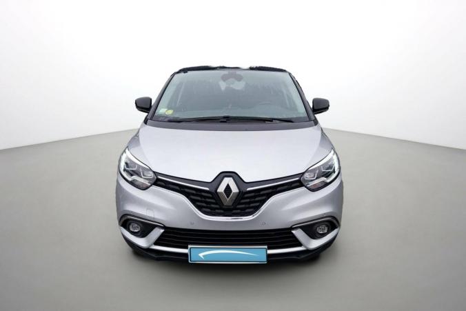 Vente en ligne Renault Grand Scenic 4 Grand Scenic Blue dCi 120 au prix de 19 690 €
