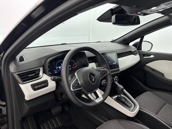 Vente en ligne Renault Clio 5 Clio E-Tech full hybrid 145 au prix de 18 290 €