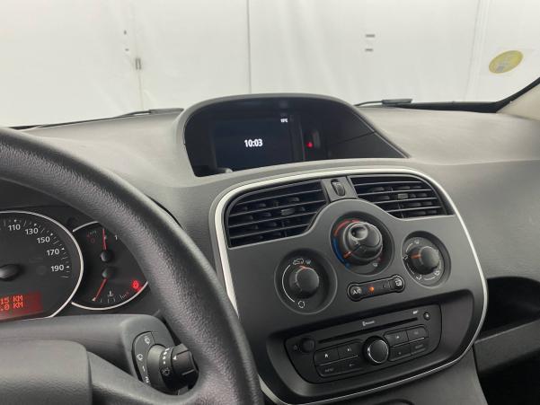 Vente en ligne Renault Kangoo Express  BLUE DCI 95 au prix de 14 990 €