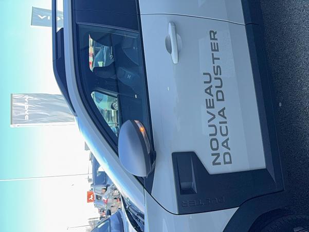 Vente en ligne Dacia Duster  Hybrid 140 4x2 au prix de 28 800 €