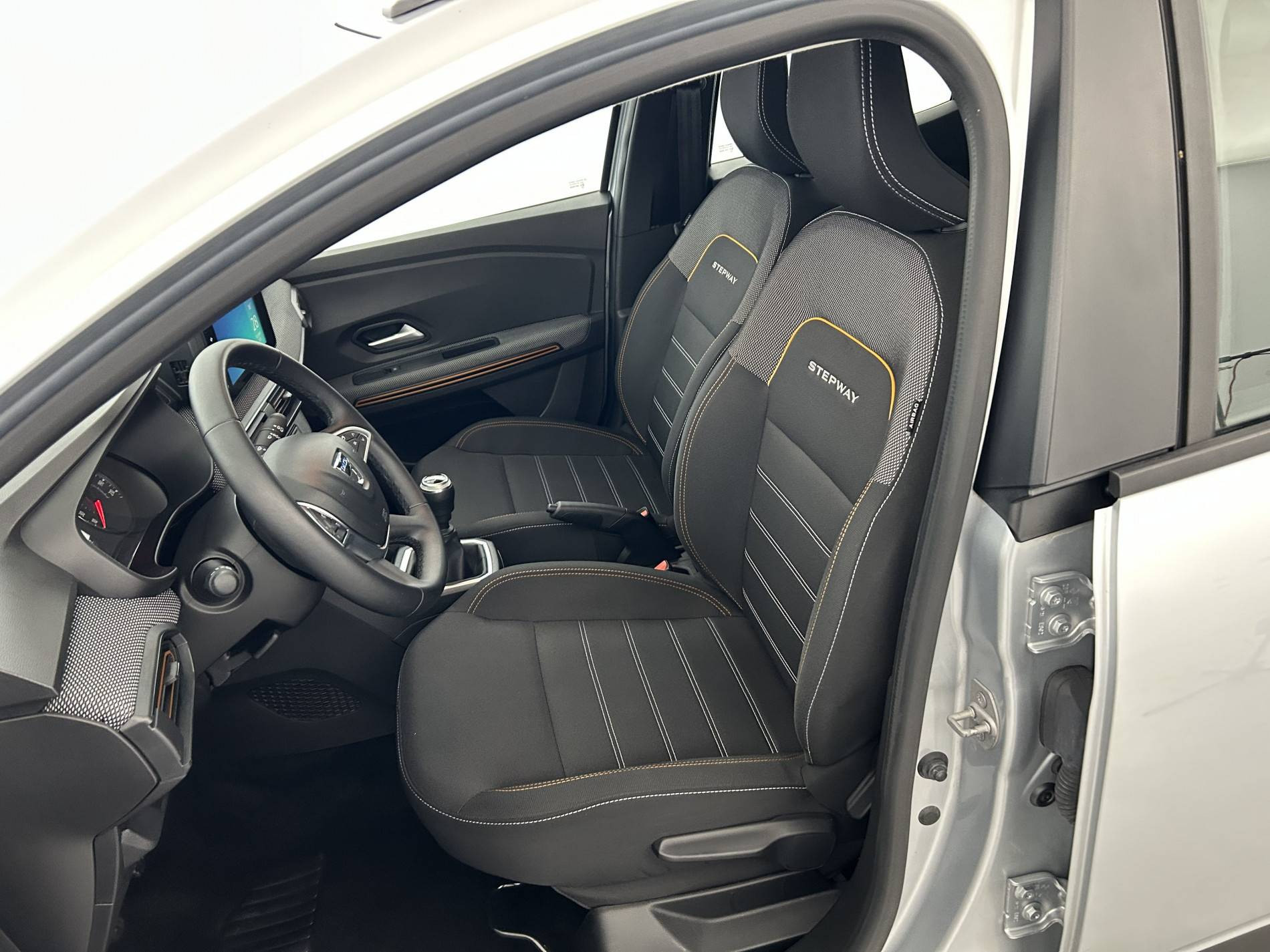 Vente en ligne Dacia Sandero 3  ECO-G 100 - 22 au prix de 13 690 €