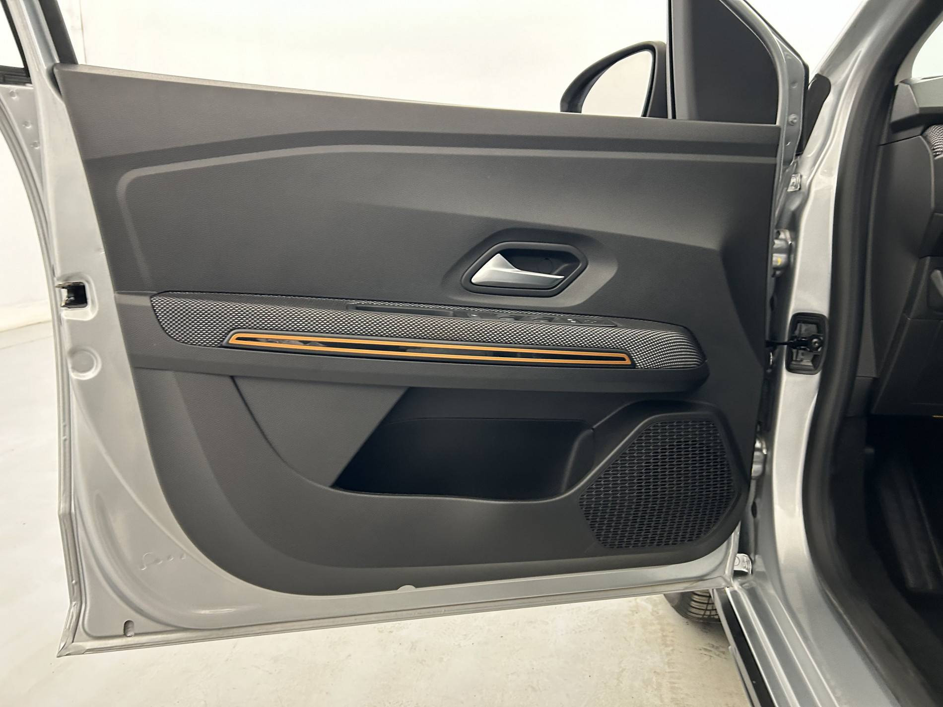 Vente en ligne Dacia Sandero 3  ECO-G 100 - 22 au prix de 13 690 €