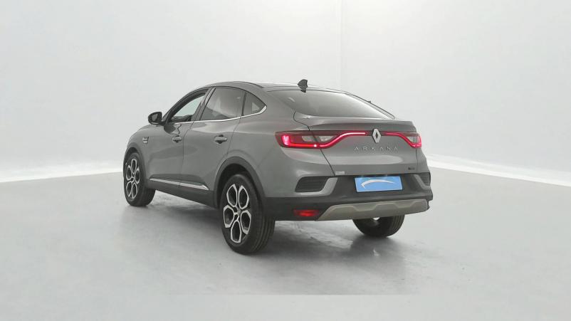 Vente en ligne Renault Arkana  E-Tech hybride 145 - 22 au prix de 23 990 €