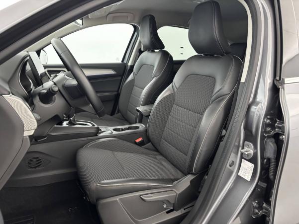 Vente en ligne Renault Arkana  E-Tech hybride 145 - 22 au prix de 23 990 €