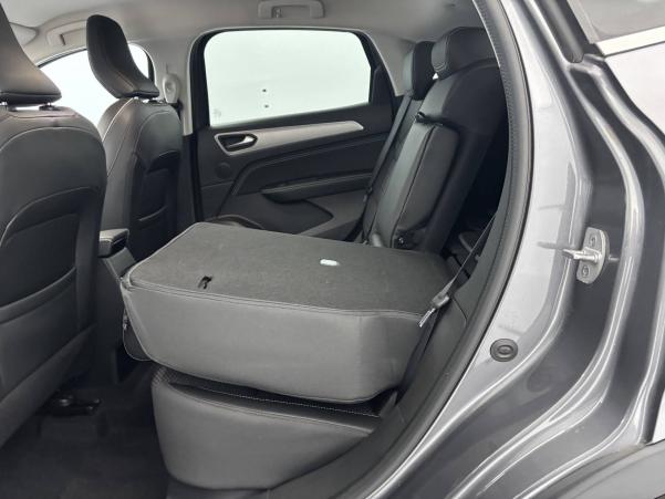 Vente en ligne Renault Arkana  E-Tech hybride 145 - 22 au prix de 23 990 €