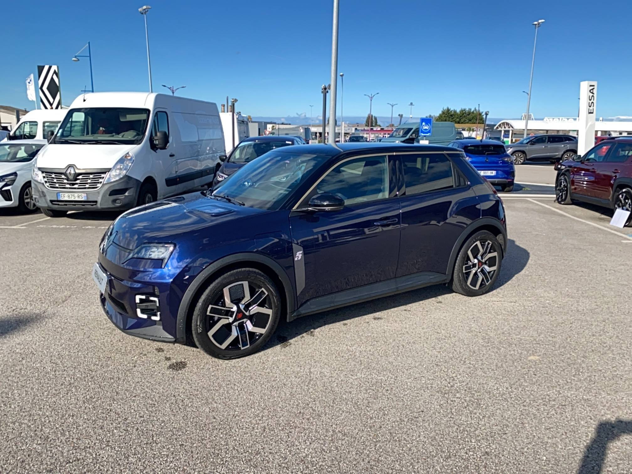 Renault R5 E-Tech  150 ch autonomie confort occasion de 2025 en vente à Cherbourg