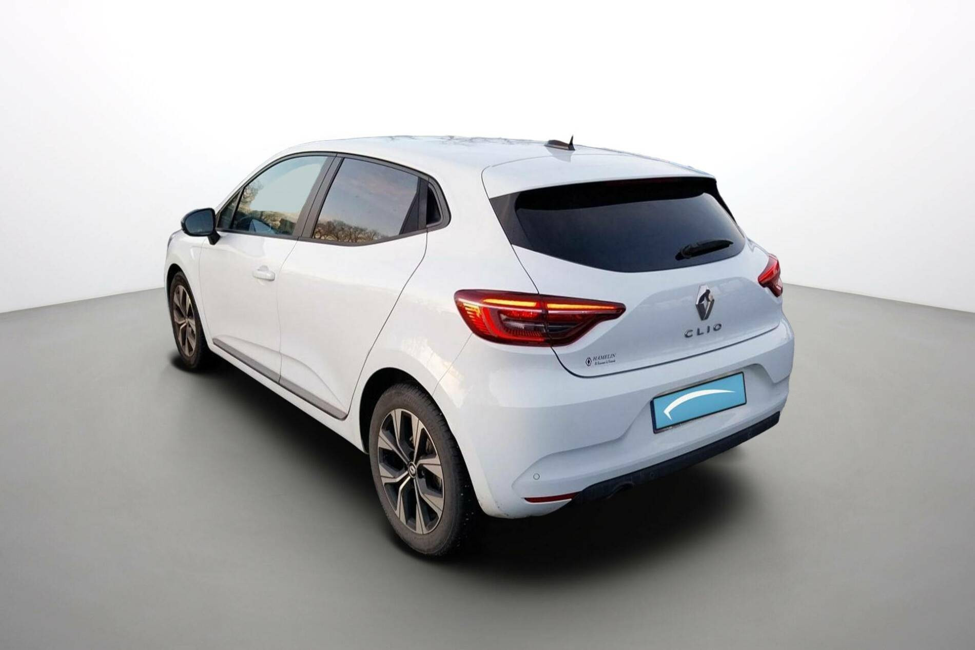 Vente en ligne Renault Clio 5 Clio Blue dCi 100 au prix de 15 990 €