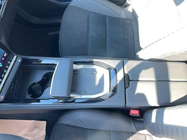 Vente en ligne Renault Rafale  E-Tech full hybrid 200 au prix de 47 900 €