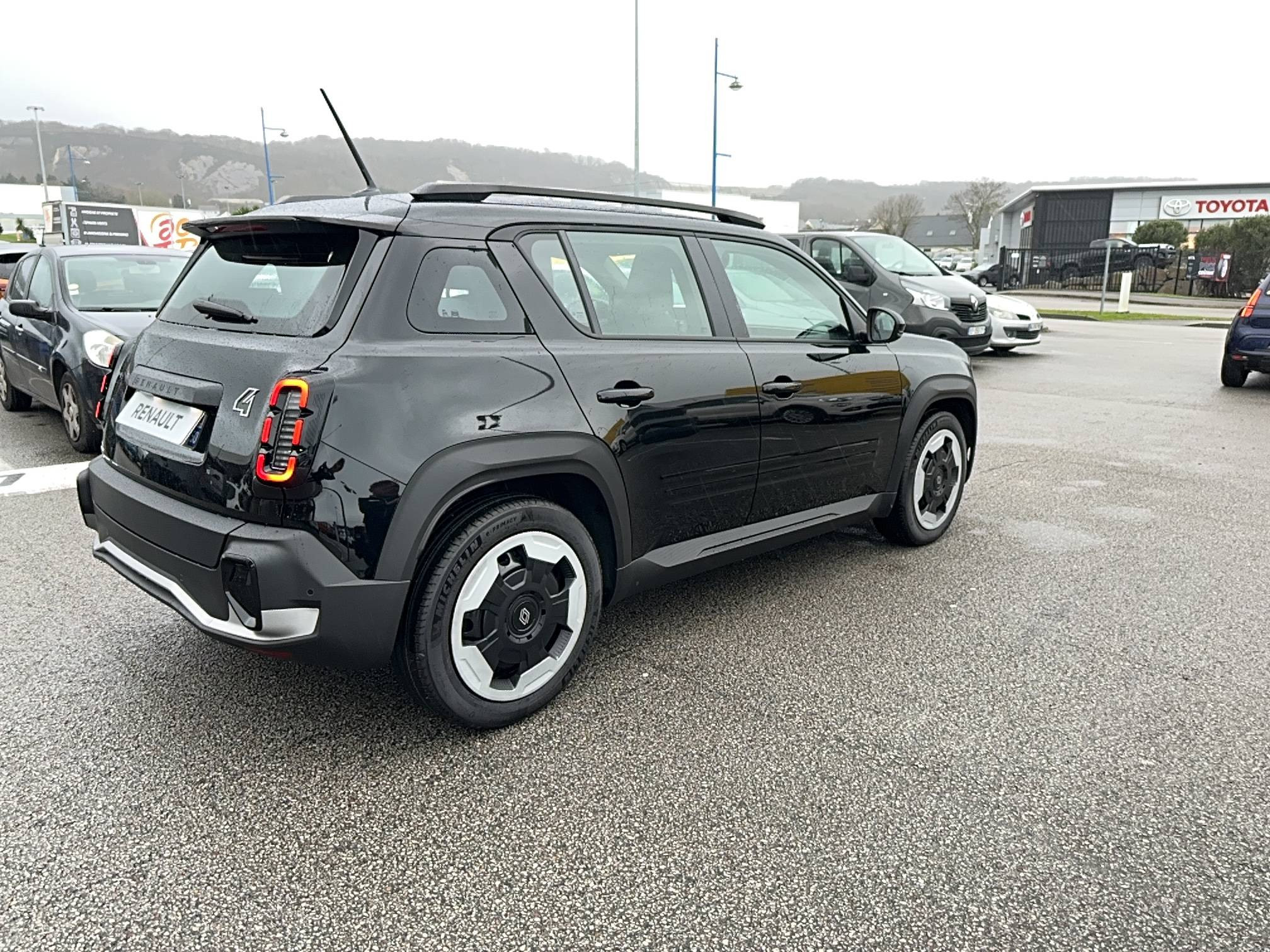 Vente en ligne Renault R4 E-Tech  150 ch autonomie confort au prix de 31 900 €