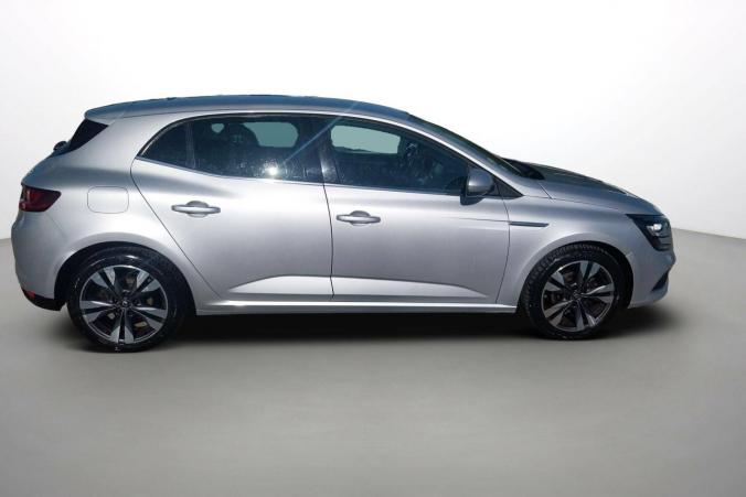 Vente en ligne Renault Megane 4 Mégane IV Berline Blue dCi 115 EDC au prix de 16 290 €
