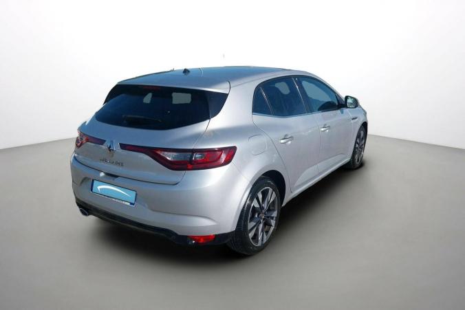 Vente en ligne Renault Megane 4 Mégane IV Berline Blue dCi 115 EDC au prix de 16 290 €