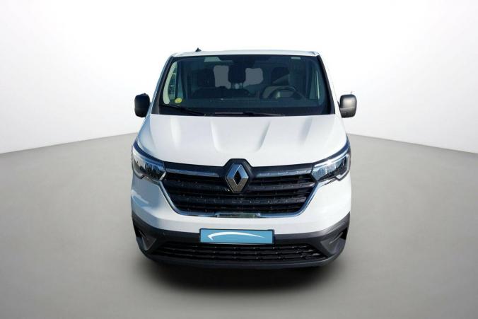 Vente en ligne Renault Trafic 3 Fourgon TRAFIC FGN L1H1 3000 KG BLUE DCI 130 au prix de 27 490 €