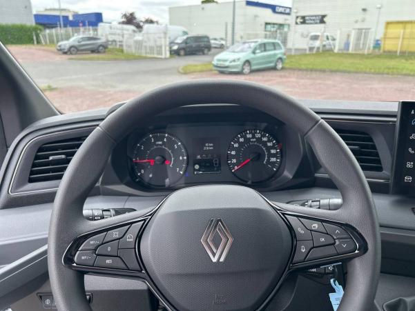 Vente en ligne Renault Master MASTER FGN TRAC 3T3 L2H2 BLUE DCI 130 au prix de 32 990 €