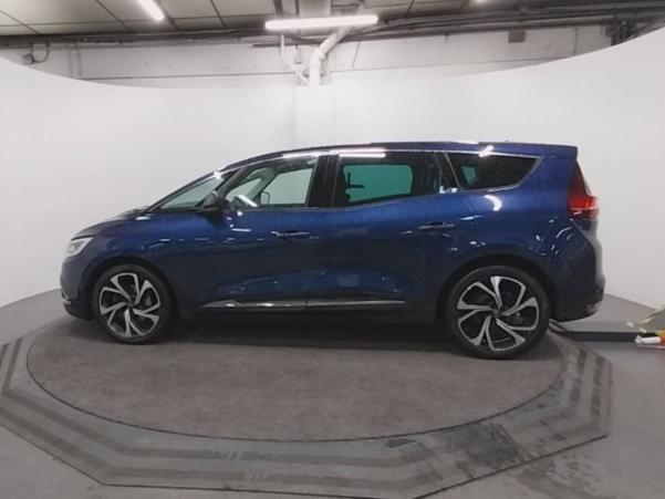 Vente en ligne Renault Grand Scenic 4 Grand Scenic Blue dCi 120 au prix de 19 900 €