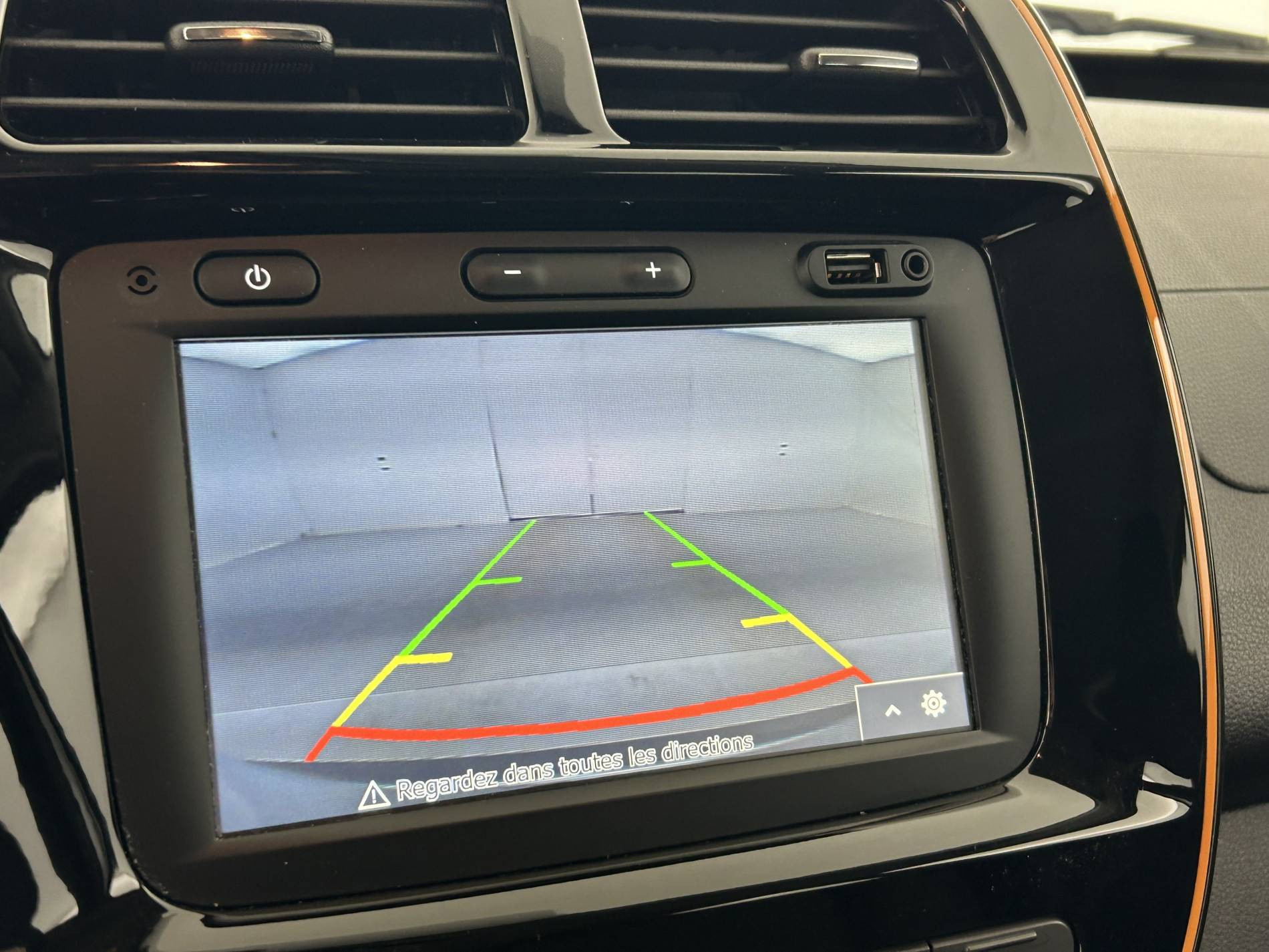 Vente en ligne Dacia Spring  Achat Intégral au prix de 9 890 €