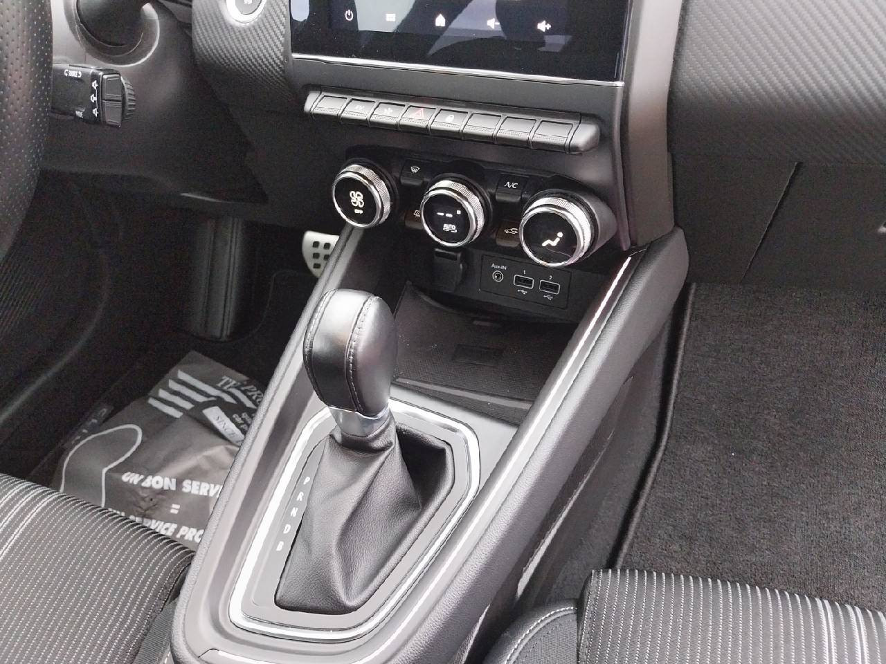 Vente en ligne Renault Clio 5 Clio E-Tech full hybrid 145 au prix de 19 990 €