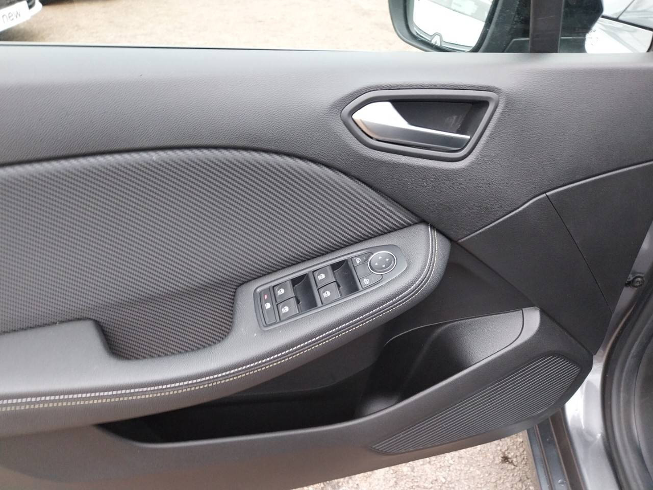 Vente en ligne Renault Clio 5 Clio E-Tech full hybrid 145 au prix de 19 990 €