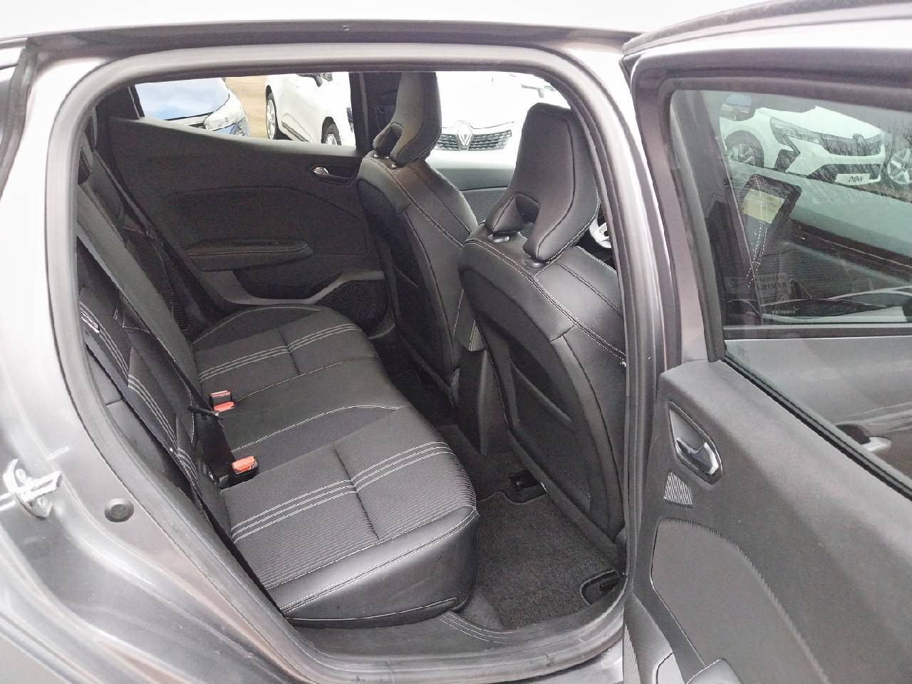 Vente en ligne Renault Clio 5 Clio E-Tech full hybrid 145 au prix de 19 990 €