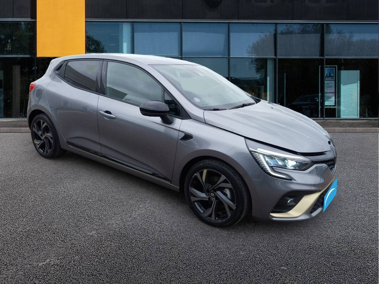 Vente en ligne Renault Clio 5 Clio E-Tech full hybrid 145 au prix de 19 990 €