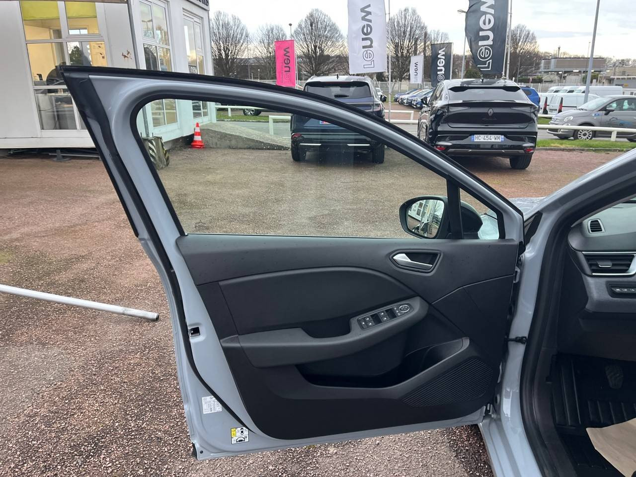 Vente en ligne Renault Clio 5 Clio TCe 90 au prix de 15 990 €