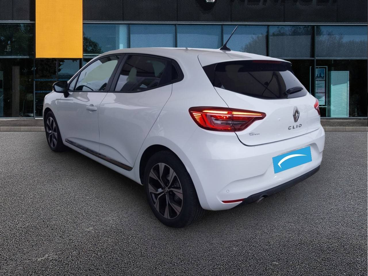 Vente en ligne Renault Clio 5 CLIO  TCE 90 au prix de 14 390 €