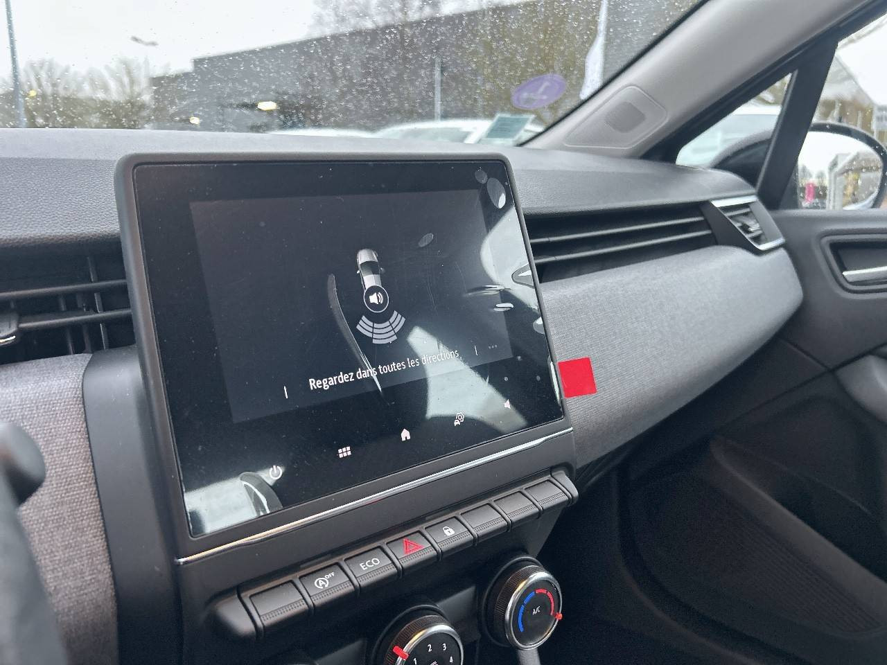 Vente en ligne Renault Clio 5 Clio TCe 90 au prix de 16 590 €