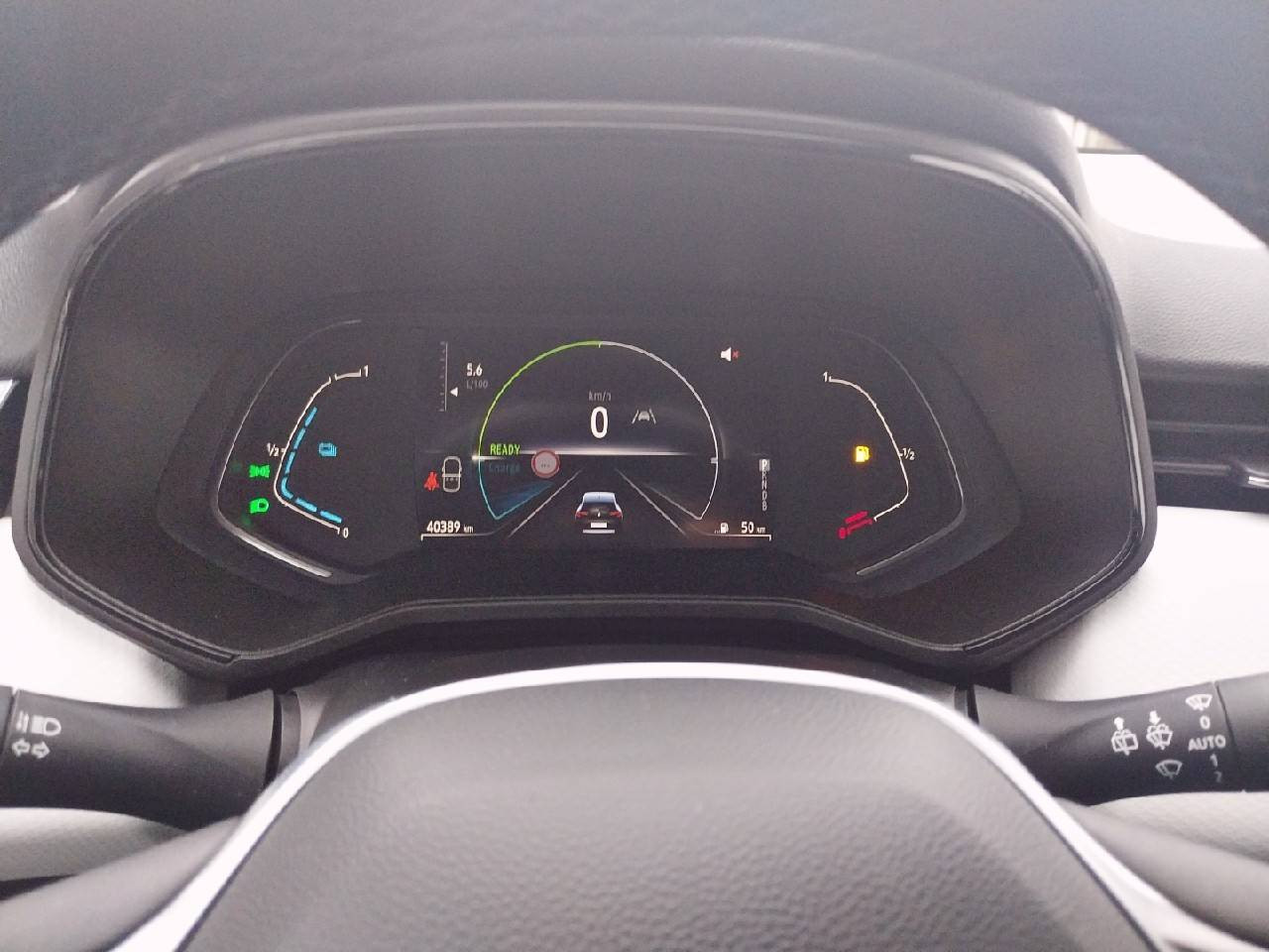 Vente en ligne Renault Clio 5 Clio E-Tech full hybrid 145 au prix de 17 990 €