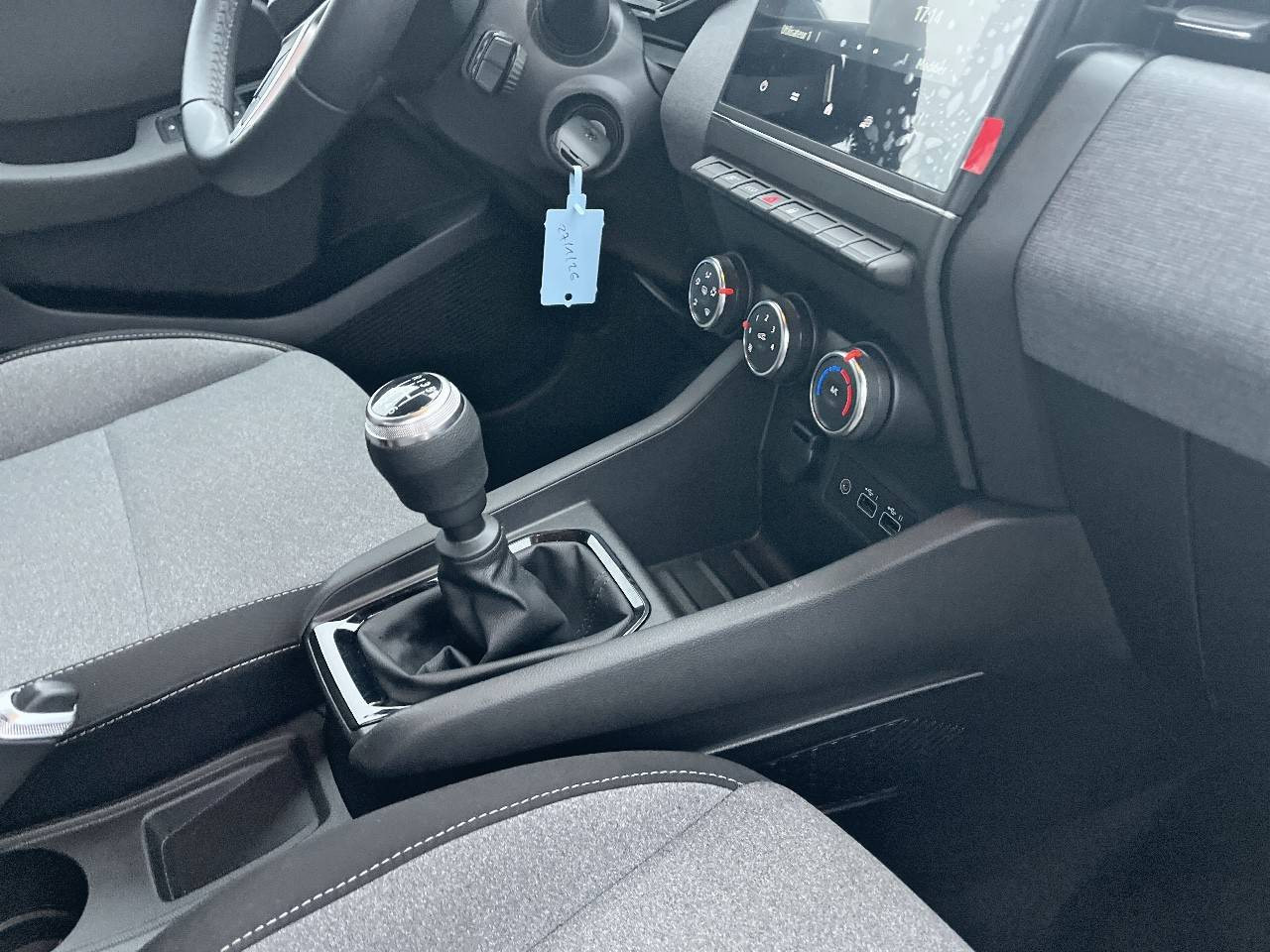 Vente en ligne Renault Clio 5 Clio TCe 90 au prix de 15 990 €