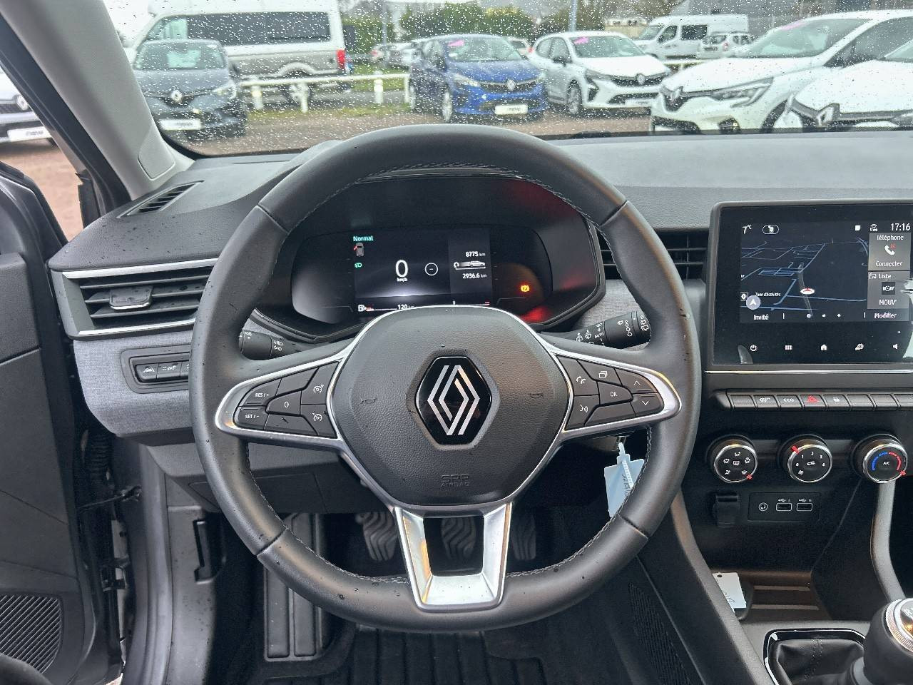 Vente en ligne Renault Clio 5 Clio TCe 90 au prix de 16 590 €