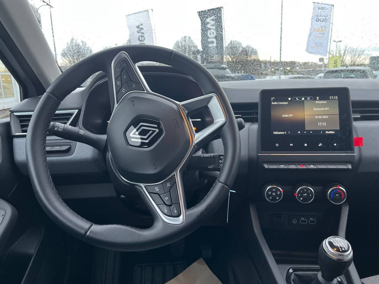 Vente en ligne Renault Clio 5 Clio TCe 90 au prix de 15 990 €