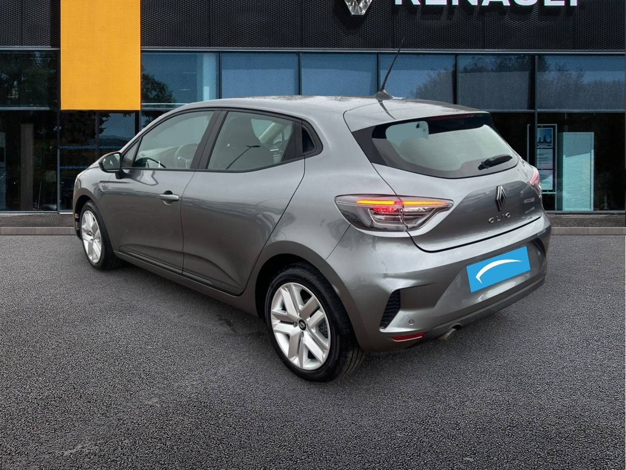 Vente en ligne Renault Clio 5 Clio TCe 90 au prix de 16 590 €