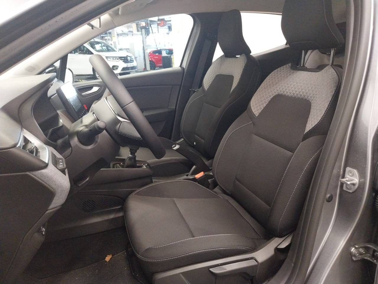 Vente en ligne Renault Clio 5 Clio Eco-G 100 ch GSR2 au prix de 21 850 €