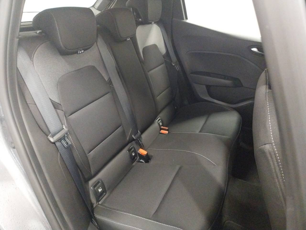 Vente en ligne Renault Clio 5 Clio Eco-G 100 ch GSR2 au prix de 21 850 €