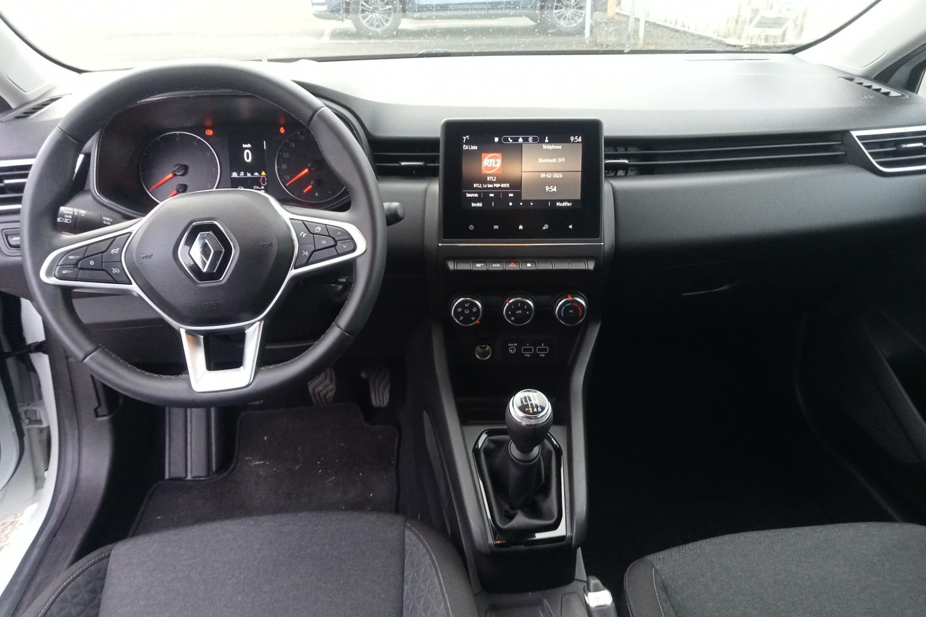 Vente en ligne Renault Clio 5 Clio TCe 90 au prix de 14 990 €