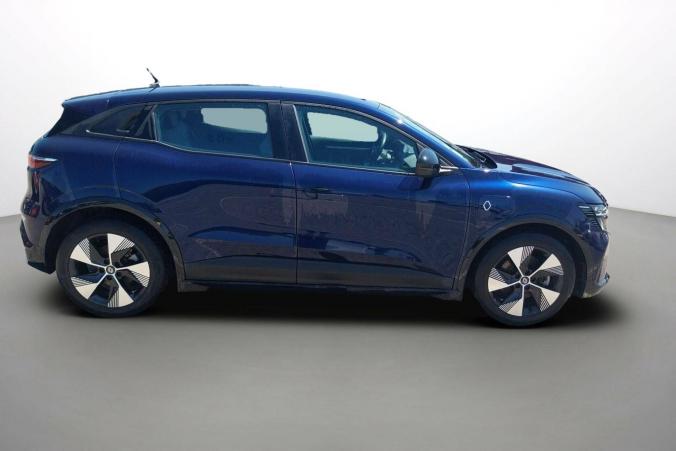 Vente en ligne Renault Megane E-Tech  EV40 130ch standard charge au prix de 19 990 €