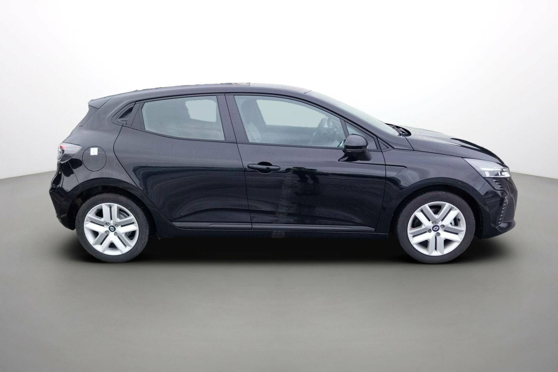 Vente en ligne Renault Clio 5 Clio E-Tech full hybrid 145 ch GSR2 au prix de 20 990 €