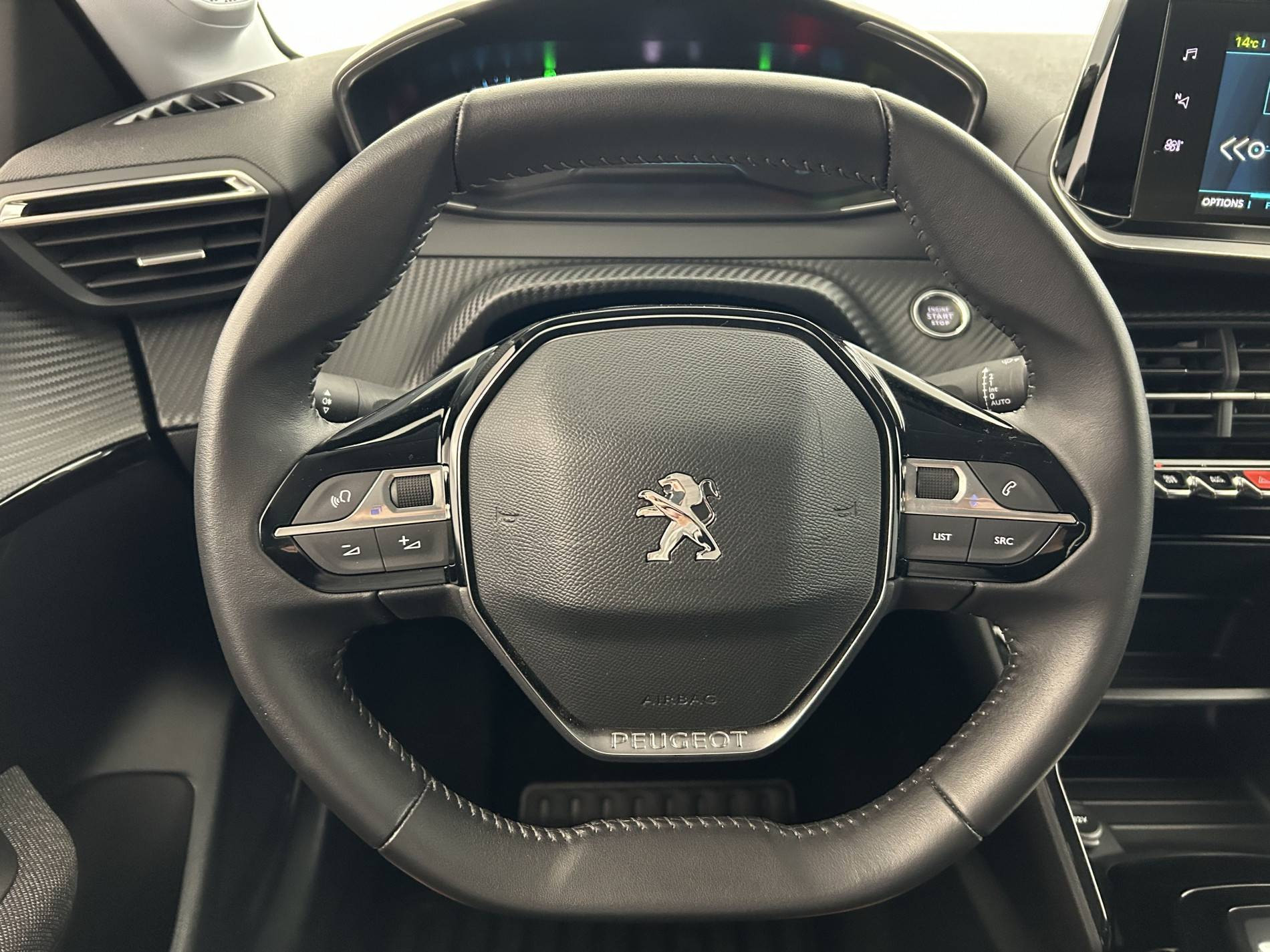 Vente en ligne Peugeot E-208  50 kWh 136ch au prix de 14 990 €