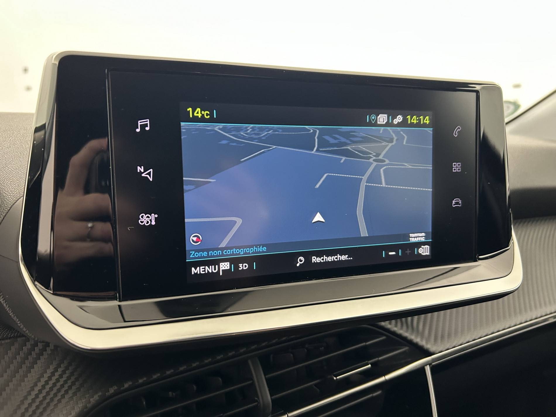 Vente en ligne Peugeot E-208  50 kWh 136ch au prix de 14 990 €