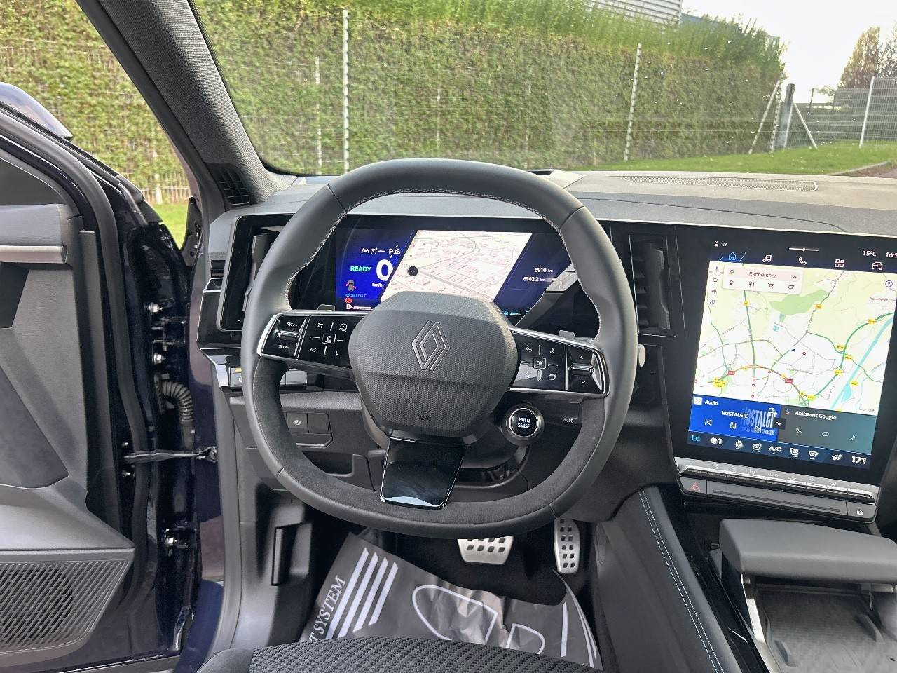 Vente en ligne Renault Espace Espace E-Tech full hybrid 200 GSR2 au prix de 37 990 €