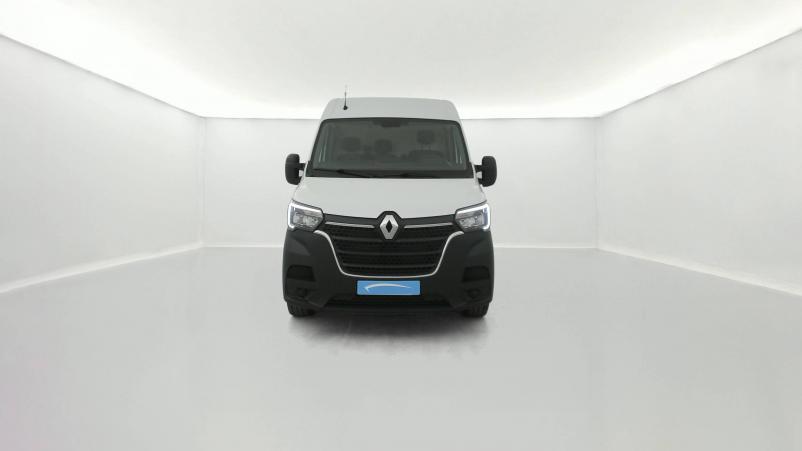 Vente en ligne Renault Master Fourgon MASTER FGN TRAC F3500 L2H2 BLUE DCI 135 au prix de 22 990 €