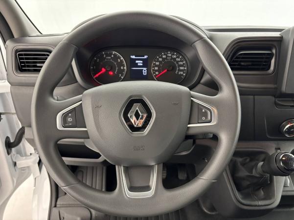 Vente en ligne Renault Master Fourgon MASTER FGN TRAC F3500 L2H2 BLUE DCI 135 au prix de 27 990 €