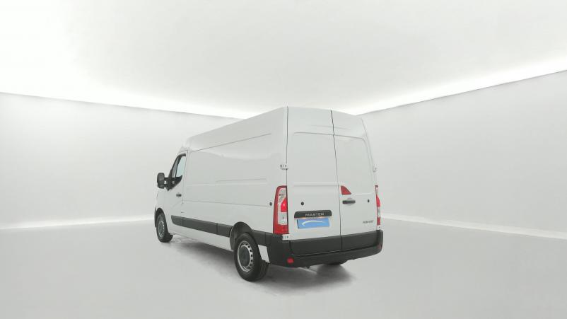 Vente en ligne Renault Master Fourgon MASTER FGN TRAC F3500 L2H2 BLUE DCI 135 au prix de 27 990 €