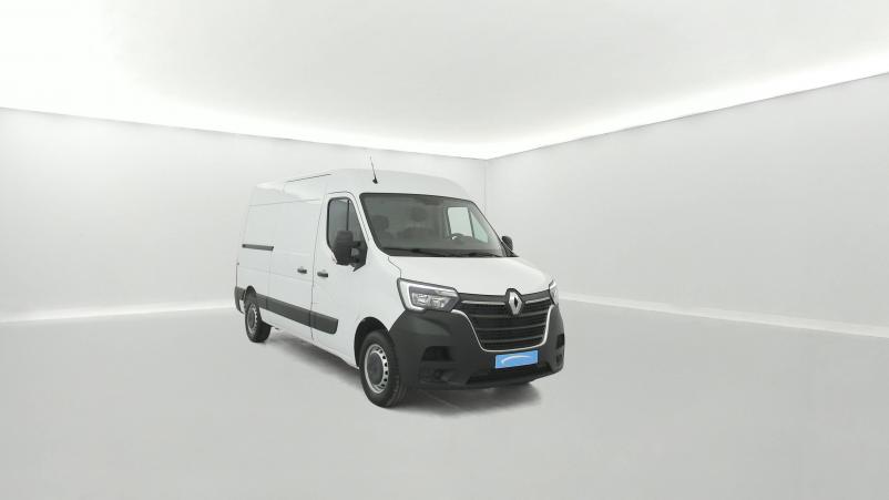 Vente en ligne Renault Master Fourgon MASTER FGN TRAC F3500 L2H2 BLUE DCI 135 au prix de 22 990 €