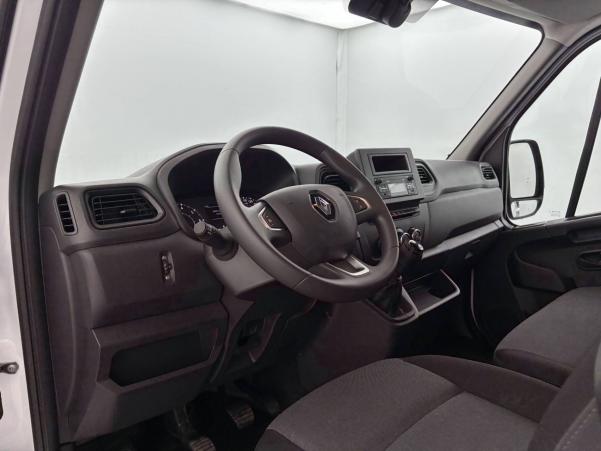 Vente en ligne Renault Master Fourgon MASTER FGN TRAC F3500 L2H2 BLUE DCI 135 au prix de 27 990 €
