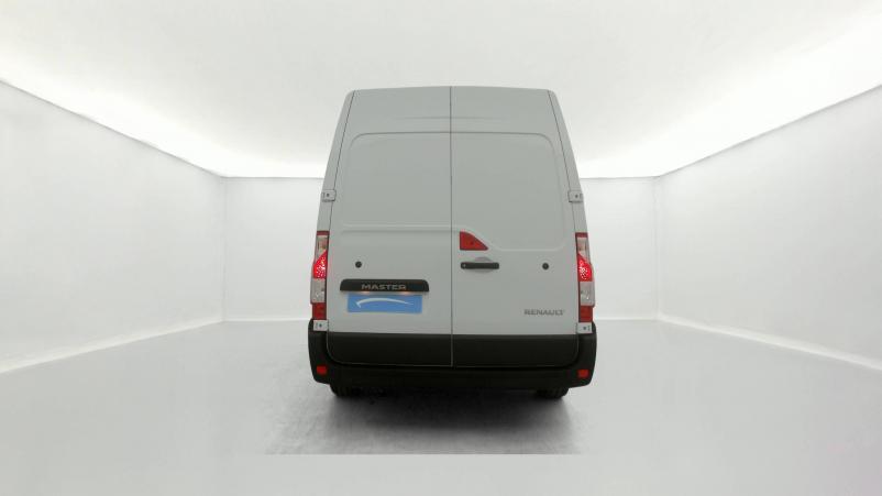 Vente en ligne Renault Master Fourgon MASTER FGN TRAC F3500 L2H2 BLUE DCI 135 au prix de 27 990 €