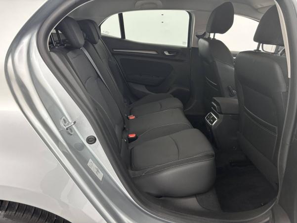 Vente en ligne Renault Megane 4 Mégane IV Berline Blue dCi 115 - 20 au prix de 15 990 €